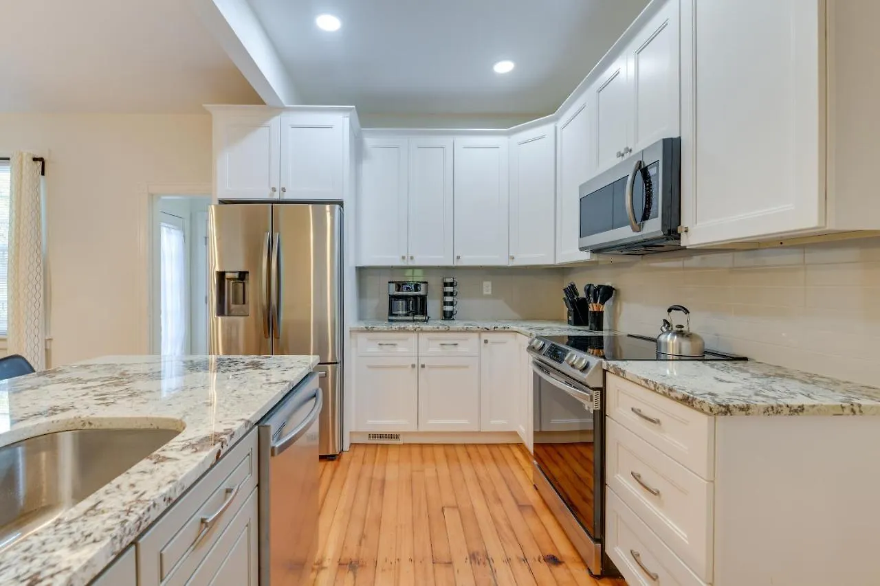 펜션 Richmond Home With Patio Walk To Byrd Park! 미국